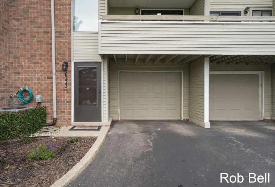 6223 Acropolis Drive Se #49, Grand Rapids, MI 49546 - #3