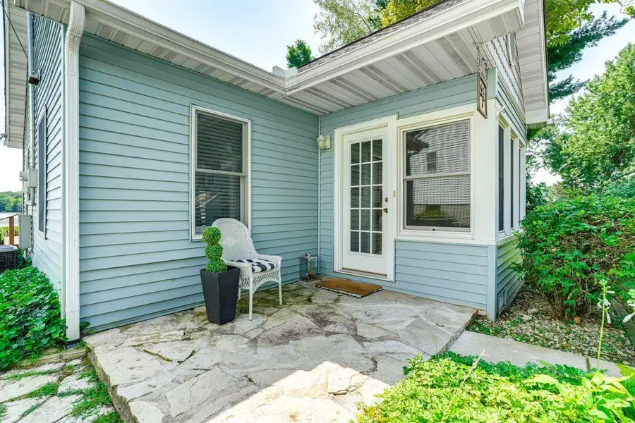 51479 Summit Street, Paw Paw, MI 49079 - #2