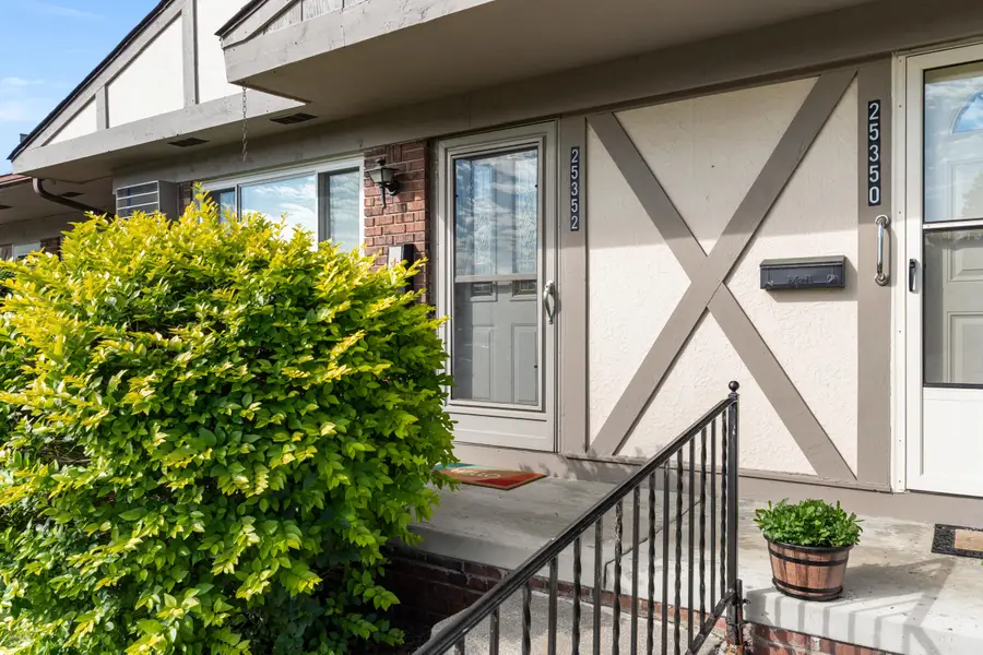25352 Potomac Drive #7, South Lyon, MI 48178 - #2