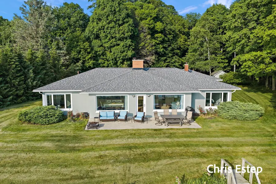 3787 N Scenic Drive, Muskegon, MI 49445 - #3