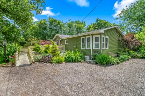 22 Morry Street, Hillsdale, MI 49242