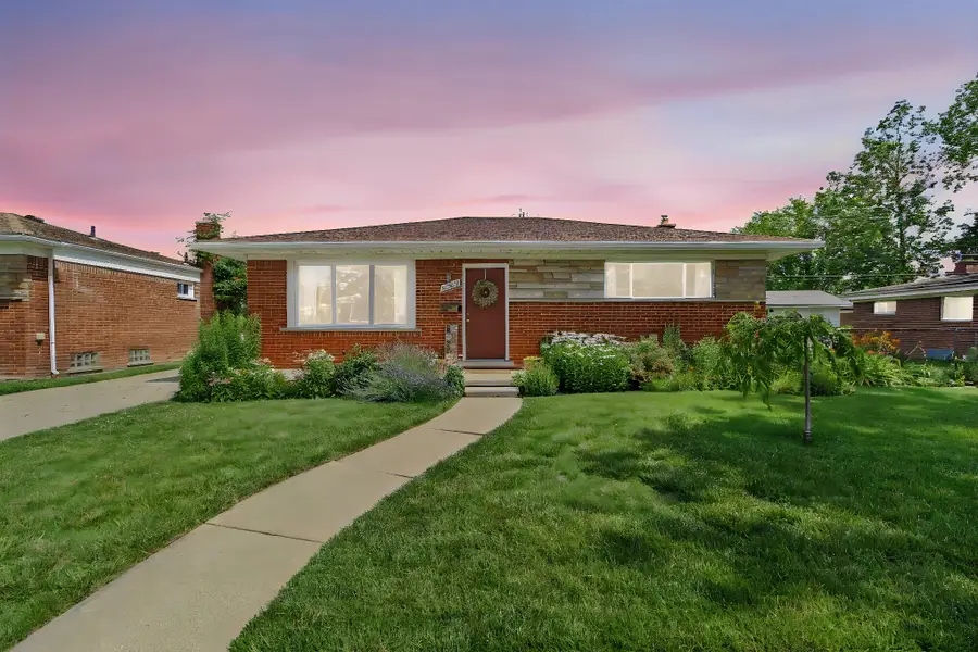 29922 Lonnie Drive, Westland, MI 48185 - #2