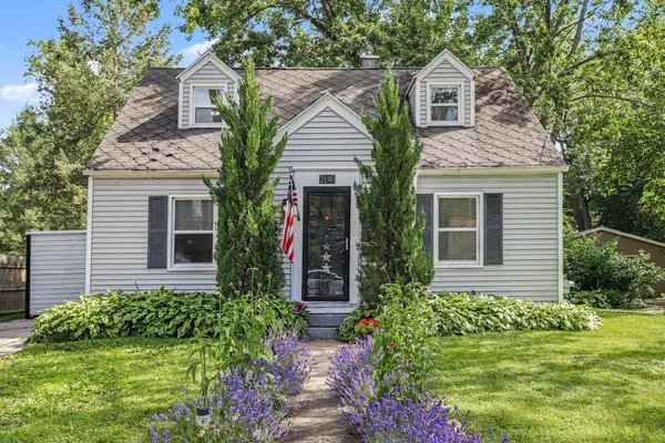 2140 Royce Avenue, Kalamazoo, MI 49001