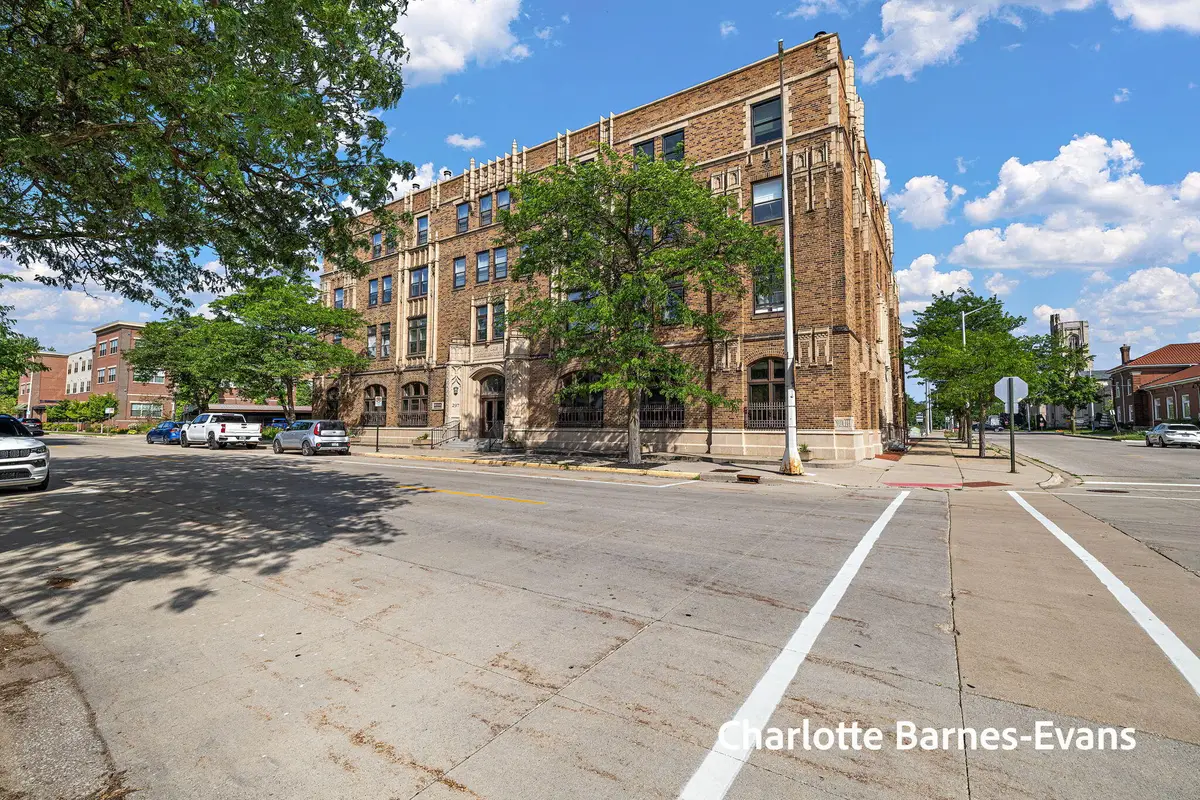 297 W Clay Avenue #410, Muskegon, MI 49440 - #1