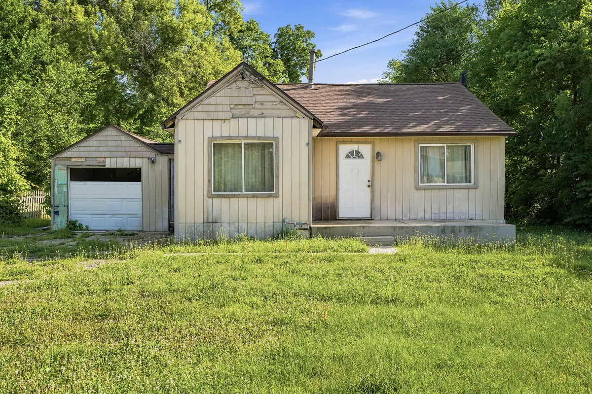 3758 W Michigan Avenue W, Battle Creek, MI 49037 - #1