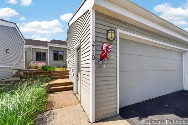 3710 Mona Kai Boulevard #14, Norton Shores, MI 49444