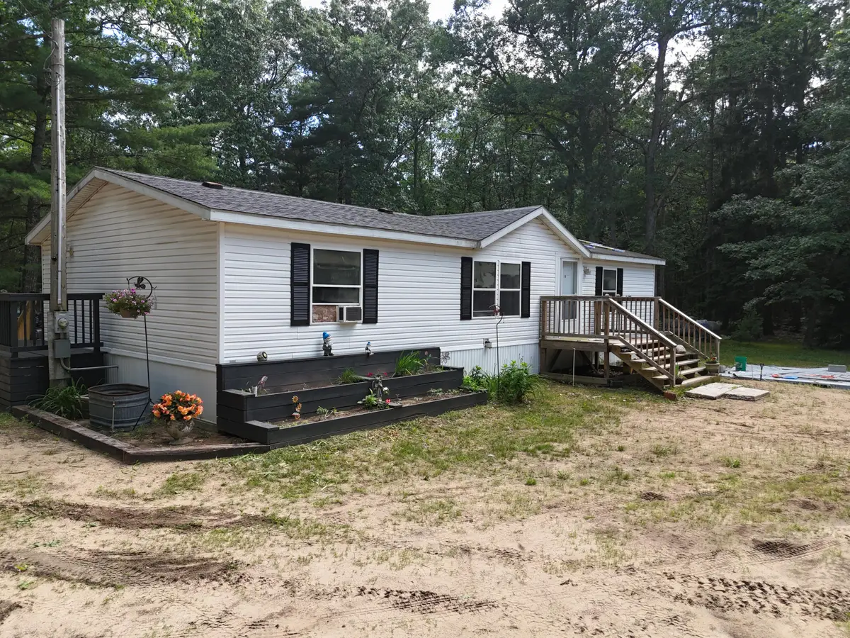 18233 Old House Road, Wellston, MI 49689 - #1