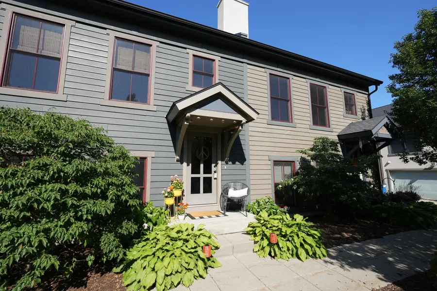 2168 New Town Drive Ne, Grand Rapids, MI 49525 - #2