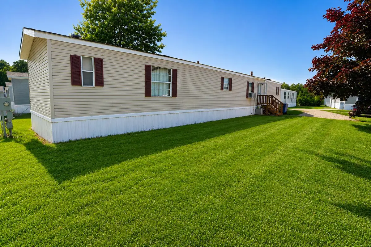 12717 S Grey Court, Wayland, MI 49348 - #1
