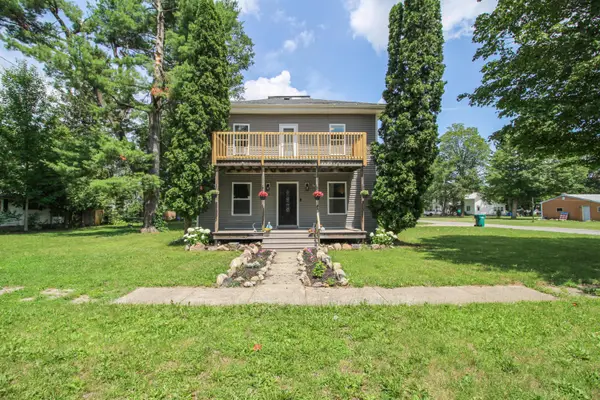 335 E Burr Oak Street, Centreville, MI 49032