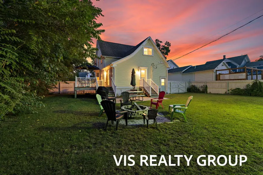 627 Fulton Avenue, Grand Haven, MI 49417 - #2