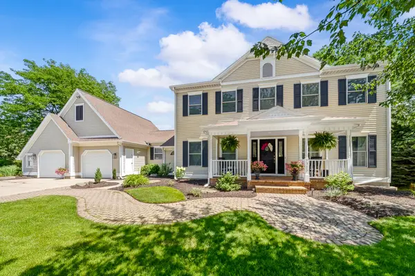 1380 Meadow Green Court Se, Caledonia, MI 49316
