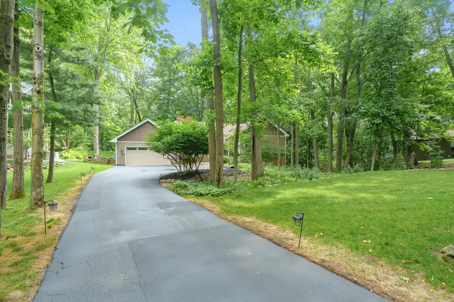 3720 Blackberry Lane, Kalamazoo, MI 49008 - #2