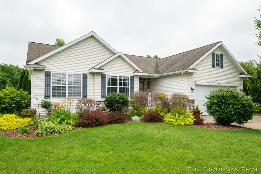 7776 Copper Corner Drive Se, Caledonia, MI 49316 - #2