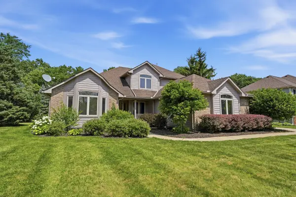 4197 Lake Forest Drive E, Ann Arbor, MI 48108