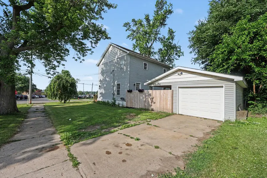 1022 Homewild Avenue, Jackson, MI 49201 - #2