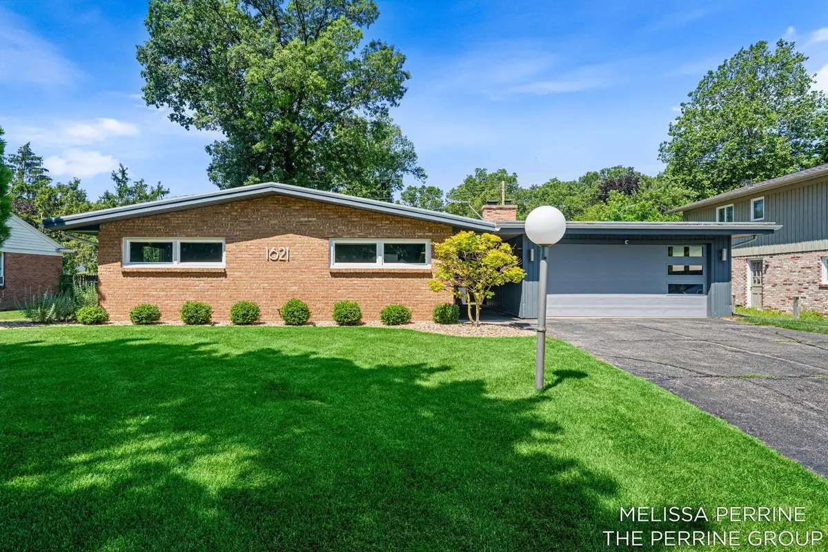1621 Woodcliff Avenue Se, Grand Rapids, MI 49506 - #1