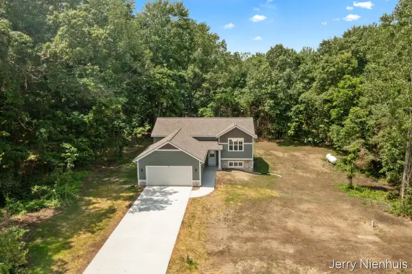 912 Blueberry Pine Court #35, Allegan, MI 49010