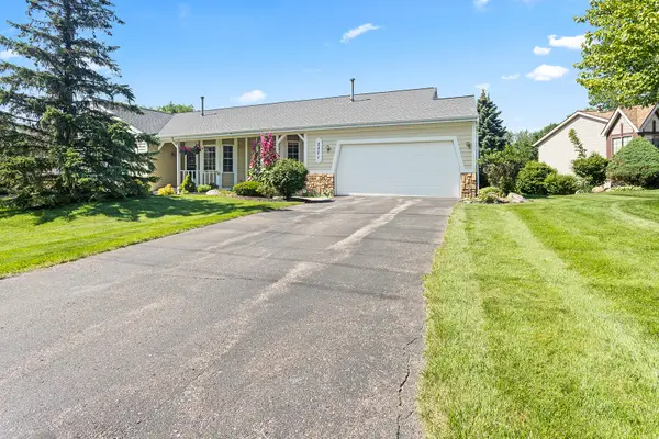2271 Southgate Drive Se, Kentwood, MI 49508