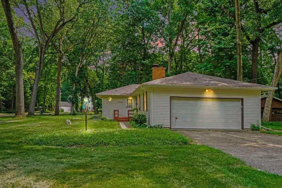 71323 Merle Street, Edwardsburg, MI 49112 - #2
