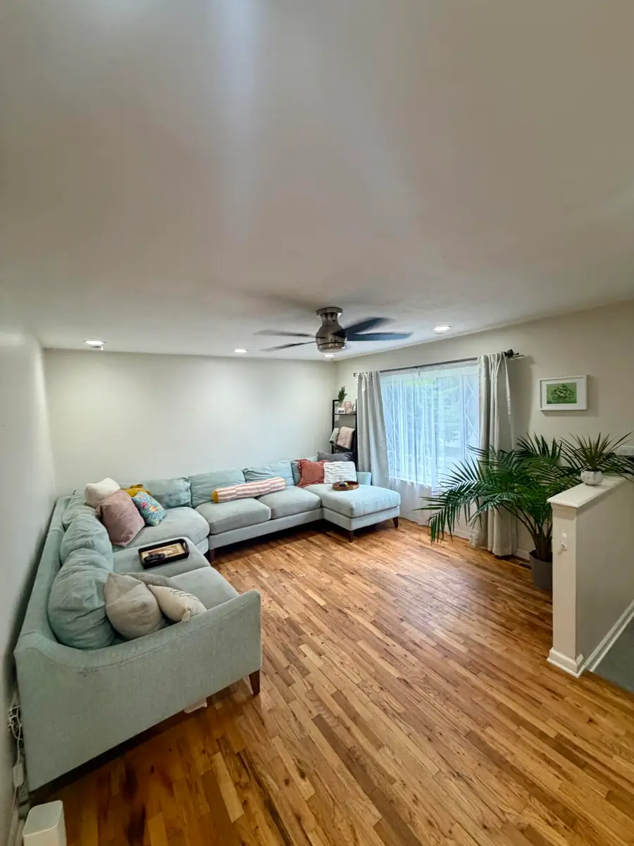 41559 Mc Kinley Street, Belleville, MI 48111 - #2