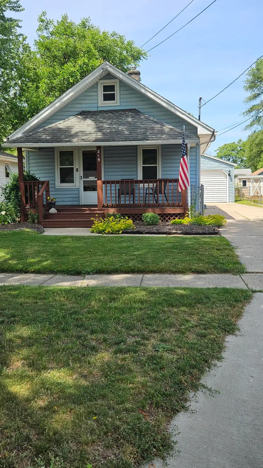 219 Abbie Street Se, Grand Rapids, MI 49548 - #2