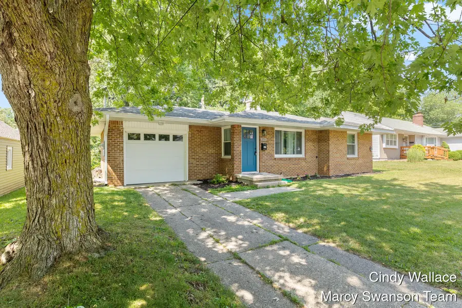 351 Rosemary Street Se, Grand Rapids, MI 49507 - #3
