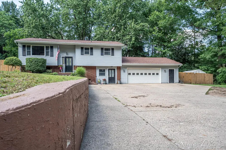 3860 E Pontaluna Road, Fruitport, MI 49415 - #3