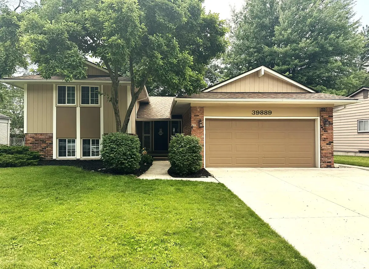 39889 Coronation Road, Canton, MI 48188 - #1