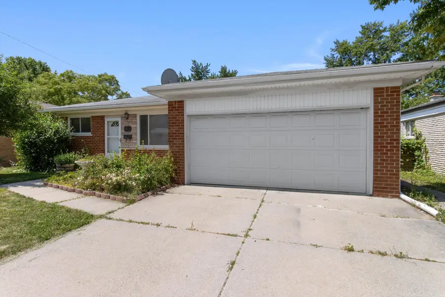 26711 Masch Drive, Warren, MI 48091 - #3
