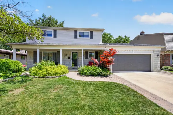 7568 Sussex Drive, Canton, MI 48187