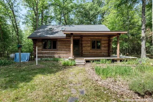 11332 Henderson Road, Montague, MI 49437
