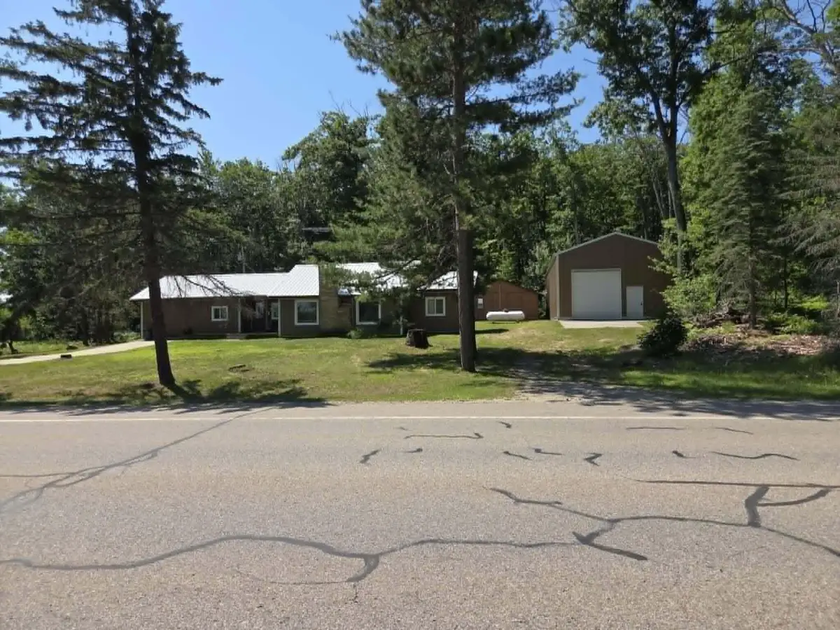 1799 W Sunset Drive, Roscommon, MI 48653 - #1