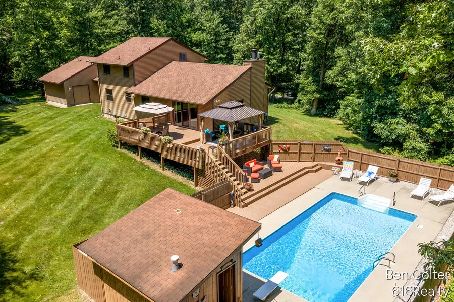 3161 Emberwood Drive Se, Lowell, MI 49331 - #3