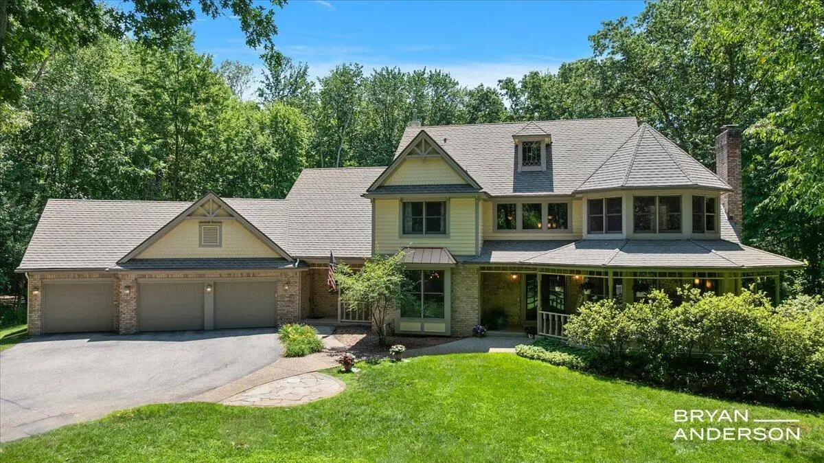 3324 Whitburn Court Se, Ada, MI 49301 - #1