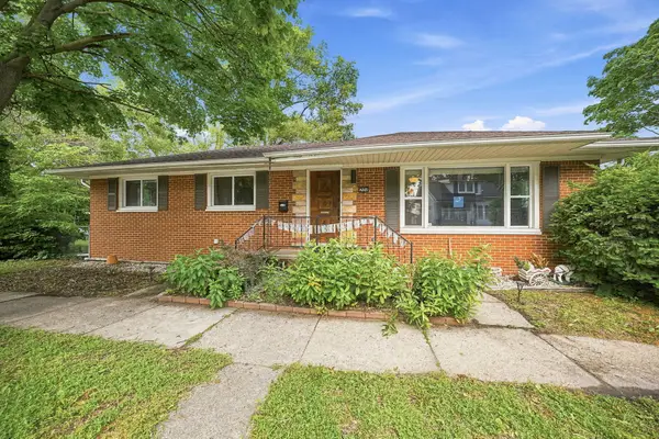204 Edgewood Place Place, Ferndale, MI 48220
