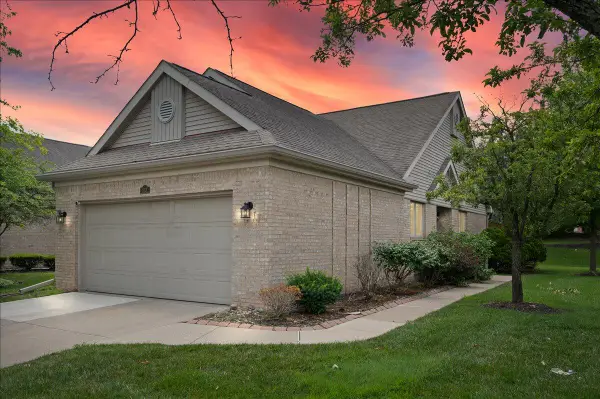 213 Edington Circle, Canton, MI 48187