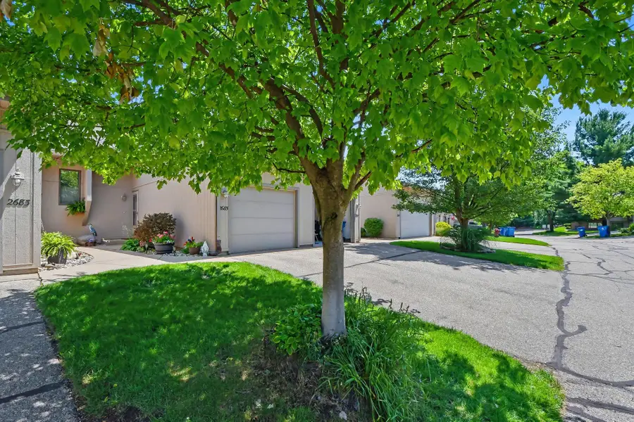 2685 Limestone Lane Ne, Grand Rapids, MI 49525 - #2