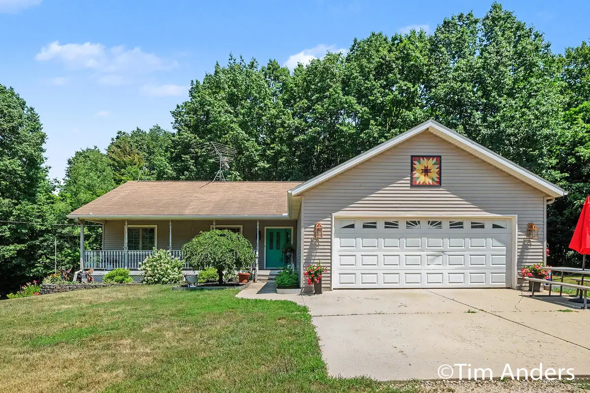 3455 Northkent Pine Drive, Kent City, MI 49330 - #1