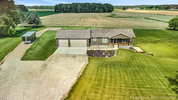 2256 S Cochran Road, Charlotte, MI 48813