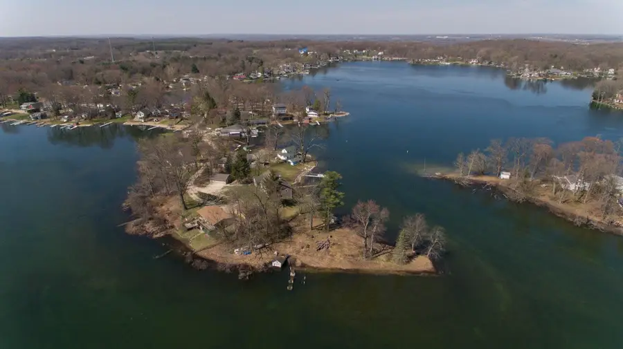 12387 Sunset Point Drive, Plainwell, MI 49080 - #3