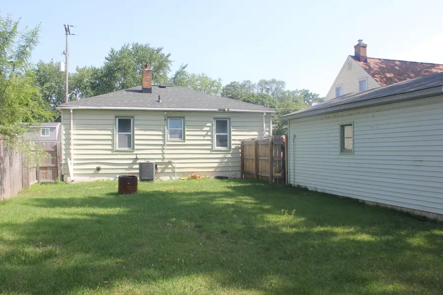 246 Maplelawn Street Sw, Wyoming, MI 49548 - #3