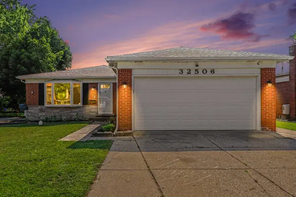 32506 Shawn Drive, Warren, MI 48088