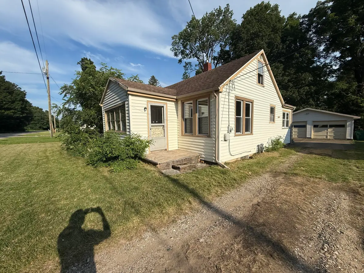 33037 Pokagon Highway, Niles, MI 49120 - #1