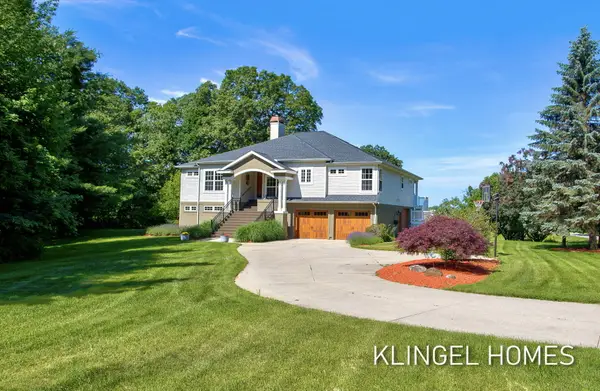 15400 148th Avenue, Spring Lake, MI 49456
