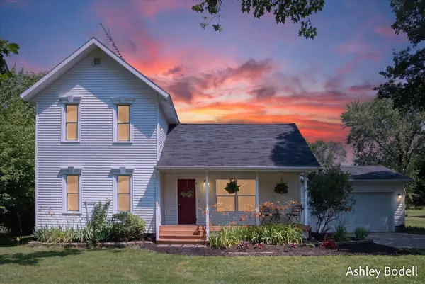 281 7 Mile Road Nw, Comstock Park, MI 49321