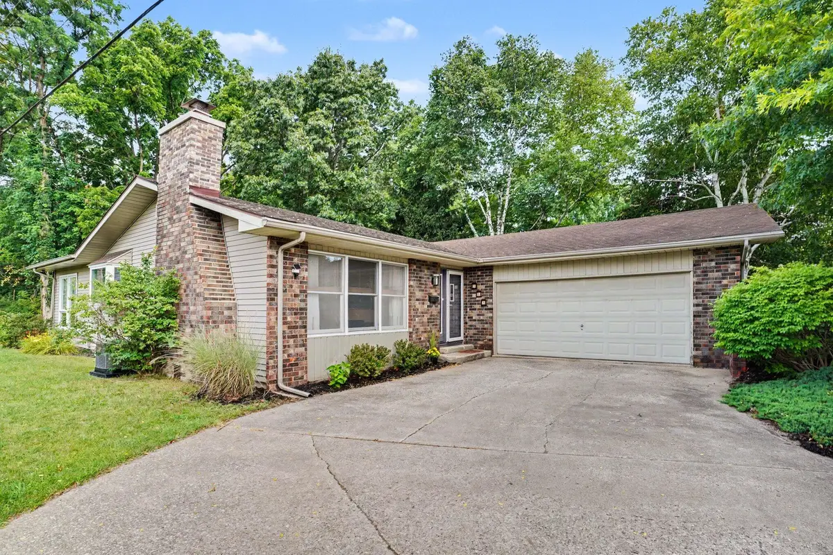 123 Bennett Avenue, Hartford, MI 49057 - #1