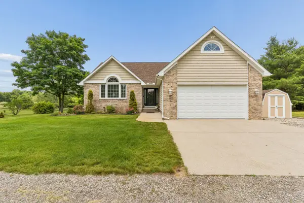 4902 Mount Morris Road, Columbiaville, MI 48421