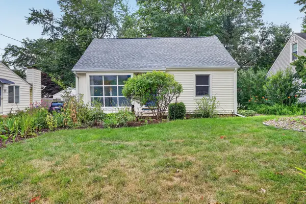 1612 Homecrest Avenue, Kalamazoo, MI 49001