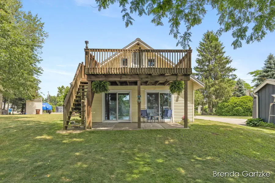 8836 W Suwanee Trail, Howard City, MI 49329 - #3